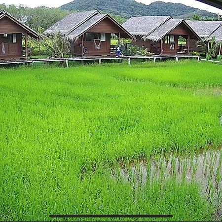 ヤオノイ島 Nammnatawn2ゲストハウス エクステリア 写真